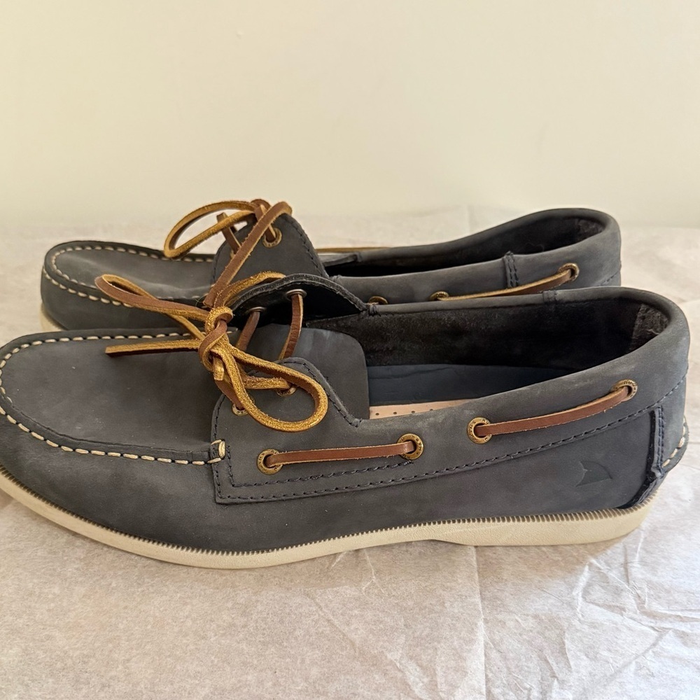 Rugged Shark Classic Men’s Blue Leather Boat Shoe Sip On Shoe Loafer Size 11 - Picture 4 of 9